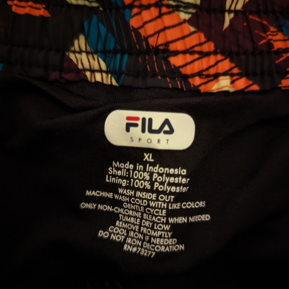 Fila Women's Running Shorts Size XL- Geometric Pattern- Perfect Conditio… - Picture 3 of 6